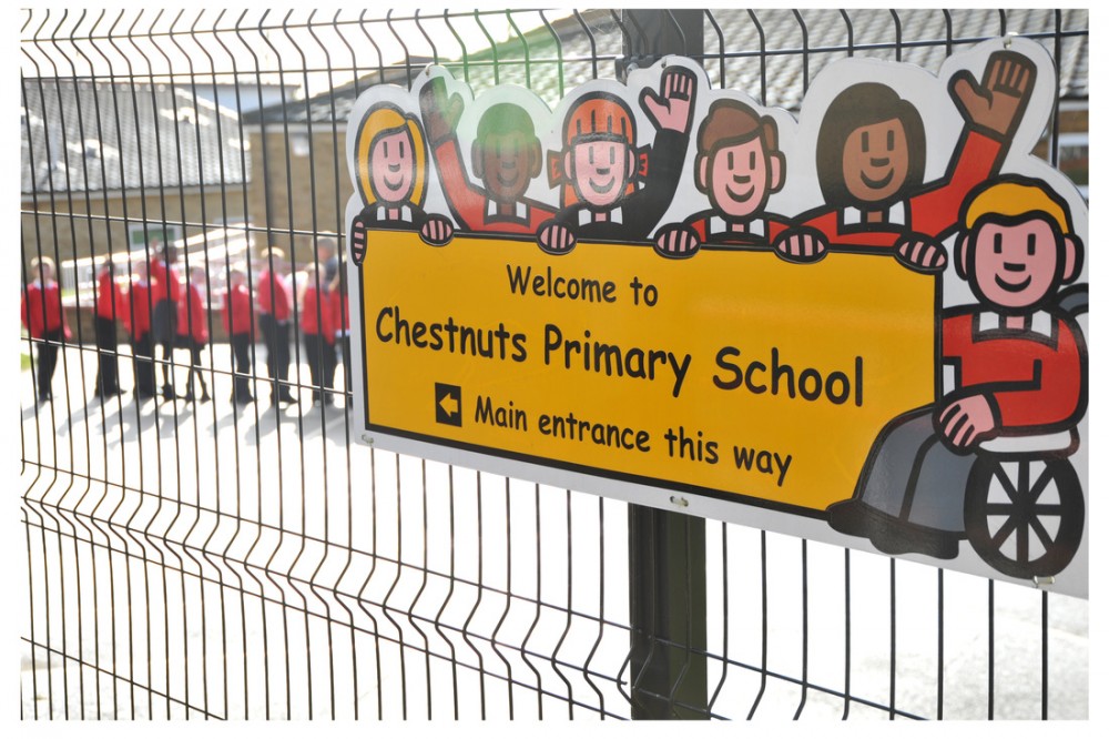 photo of gates of chestnuts primary school